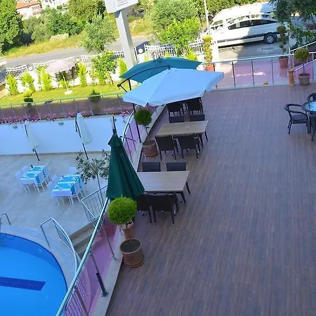 Life Elite Hotel 3*