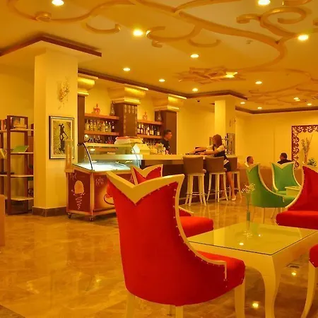 Szálloda Life Elite 3*