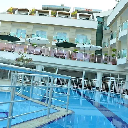 Life Elite Hotell 3*