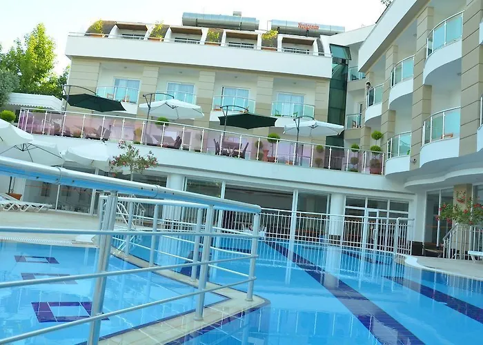 Life Elite Hotel 3*